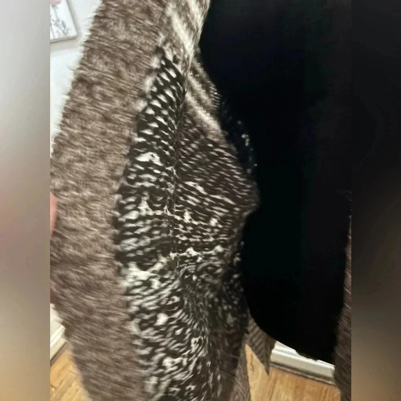 American Eagle Outfitters Brown/Black/White Aztec Open Cardigan Sweater XL - Picture 3 of 9